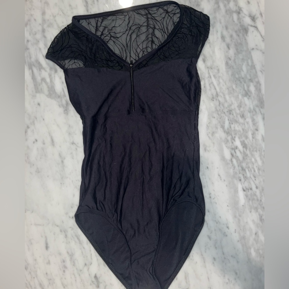 Wearmoi Front Zip Mesh Capsleeve Leotard